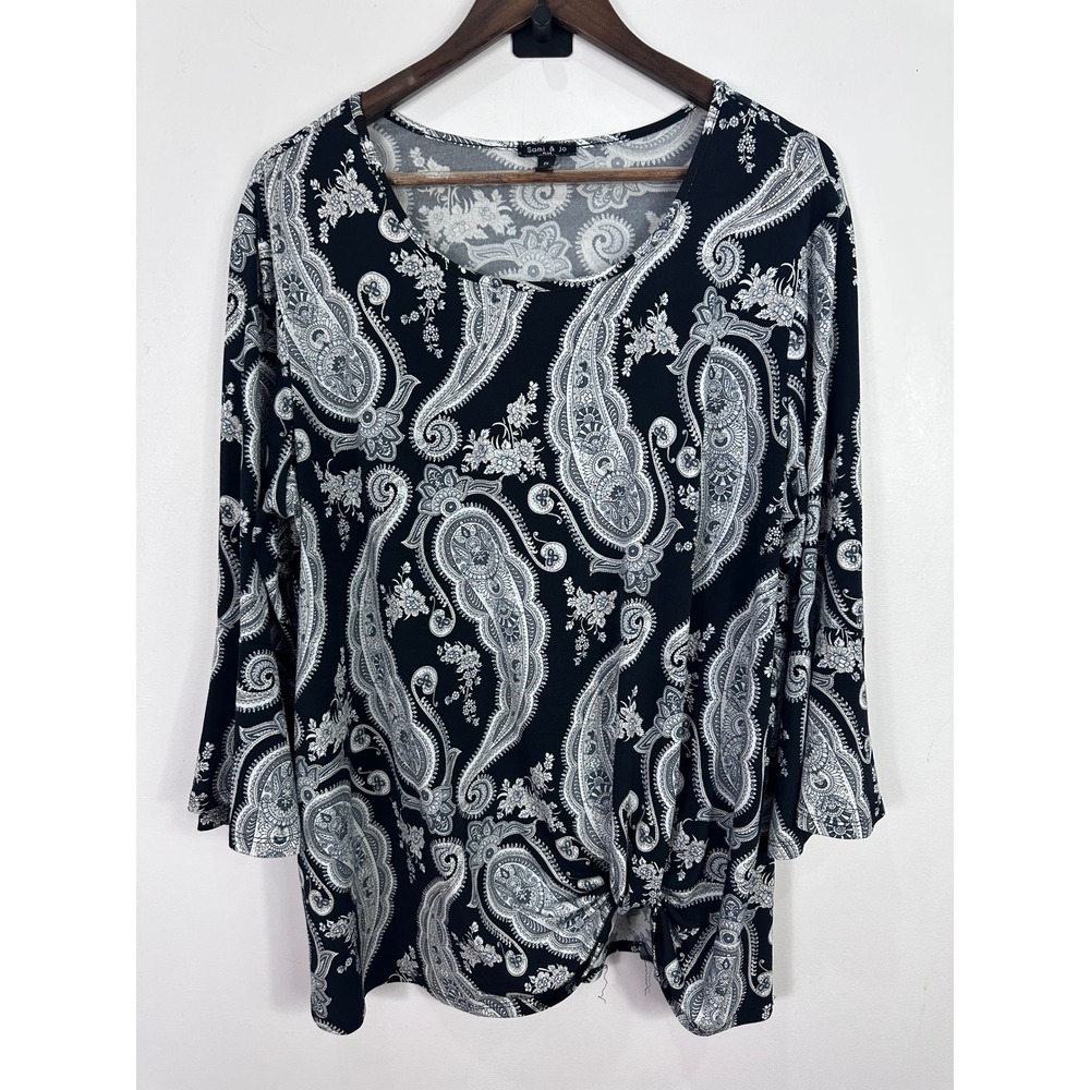 Sami & Jo Plus Top Womens 2X Black White Paisley 3/4 Bell Sleeve Knot Front Boho